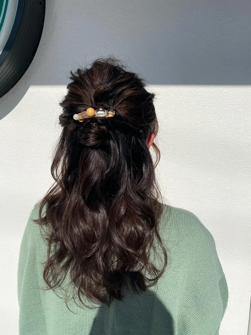 ヘアアレンジ ハーフアップ . SHIZUKAのヘアスタイル