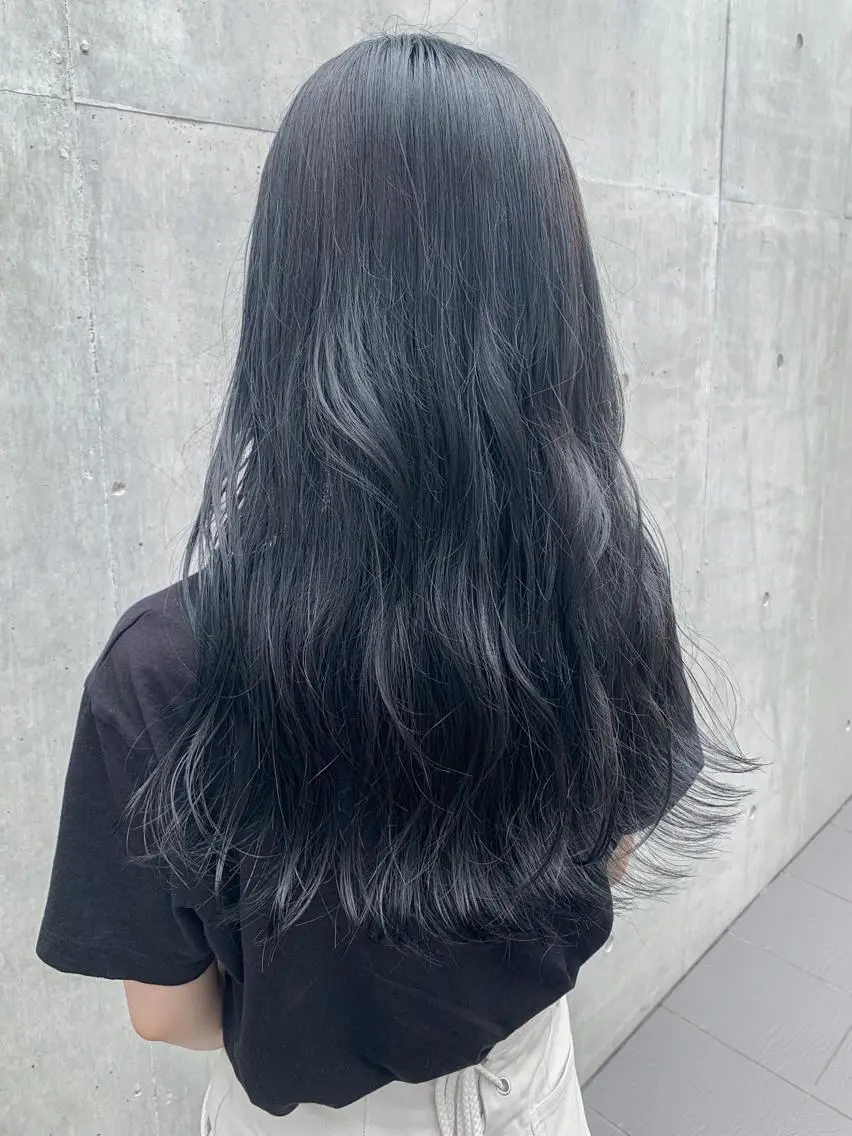 ロング カラー ヘアアレンジ yuka .のヘアスタイル