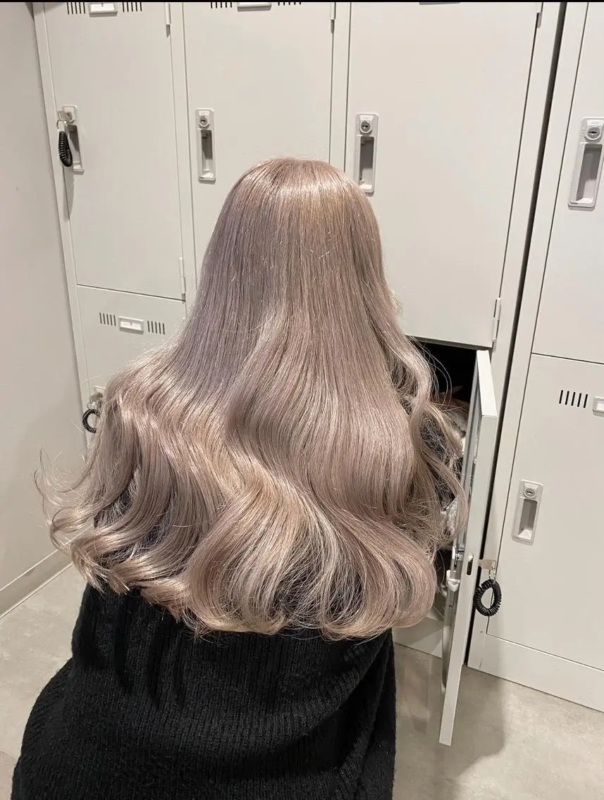 カラー うる艶かわいい🫧 夏の透明感🍨のヘアスタイル