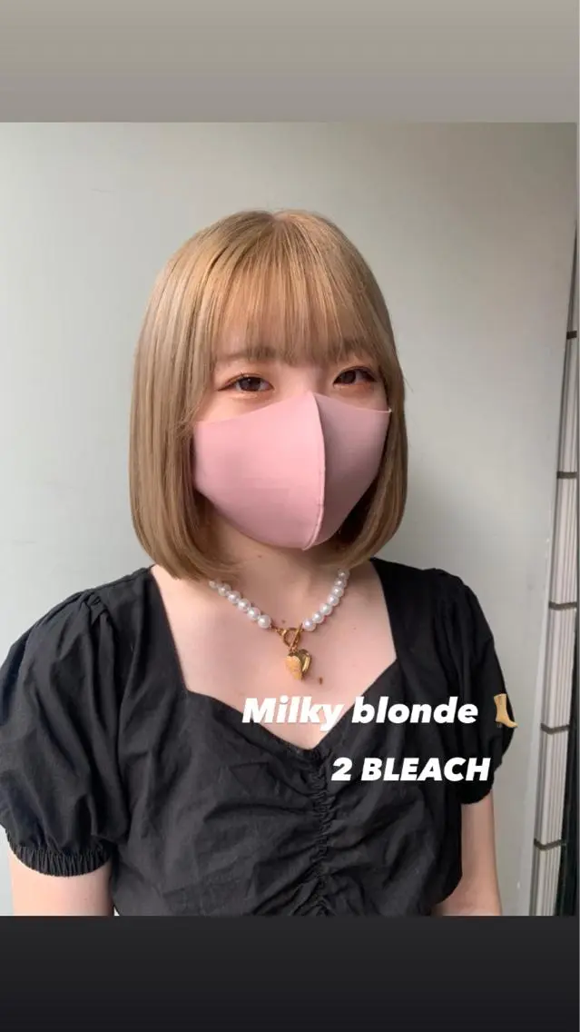 ショート カラー パーマ ヘアアレンジ メンズ キッズ ネイル マツエク・マツパ 切りっぱなしボブ ベージュカラー ブロンド ミルクティーベージュ ホワイトベージュ KANAMI 🌏のヘアスタイル
