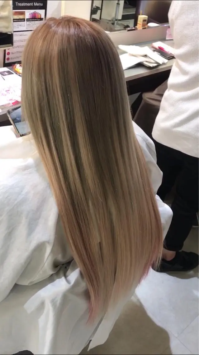 ロング koaなんば店 TOPstylistのヘアスタイル