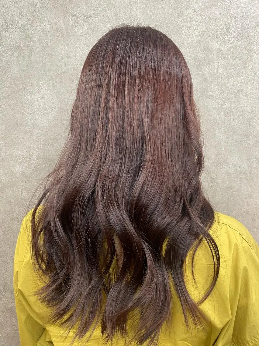 ロング カラー ベージュカラー ピンクカラー ピンクベージュ 加藤 聖也のヘアスタイル