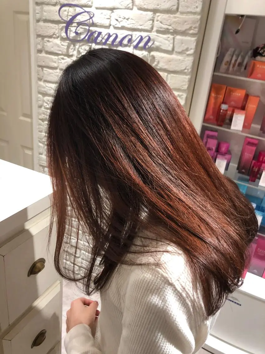 ロング オレンジブラウン 坂口 功一郎のヘアスタイル