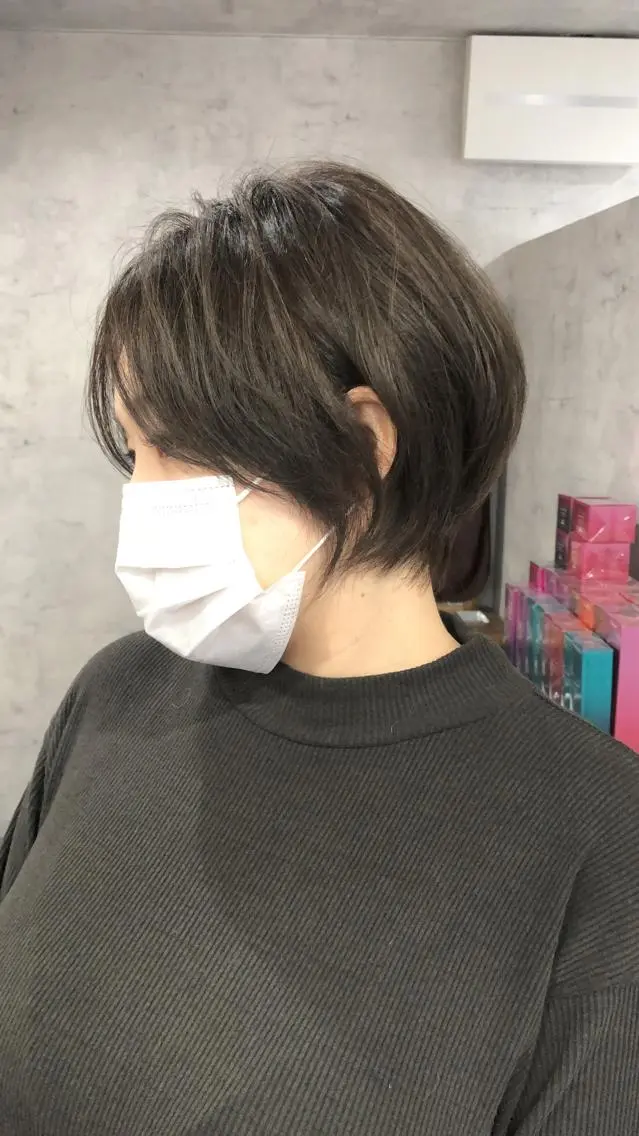 ショート カラー ウルフ/デザイン/ 大阪/タカハシユウキのヘアスタイル