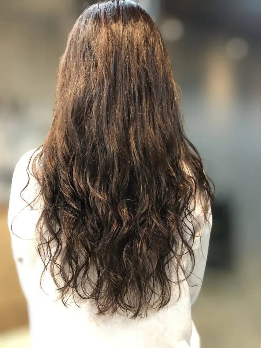 ロング カット ヘアカラー パーマ トリートメント 寺田 ゆりのヘアスタイル