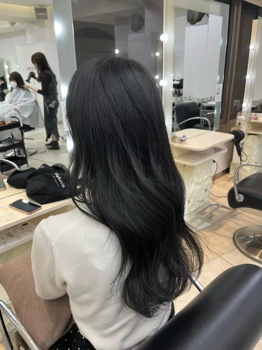 ロング カラー 透明感カラー グレージュ 韓国レイヤー×モテ髪 /MITSUKI🤍のヘアスタイル