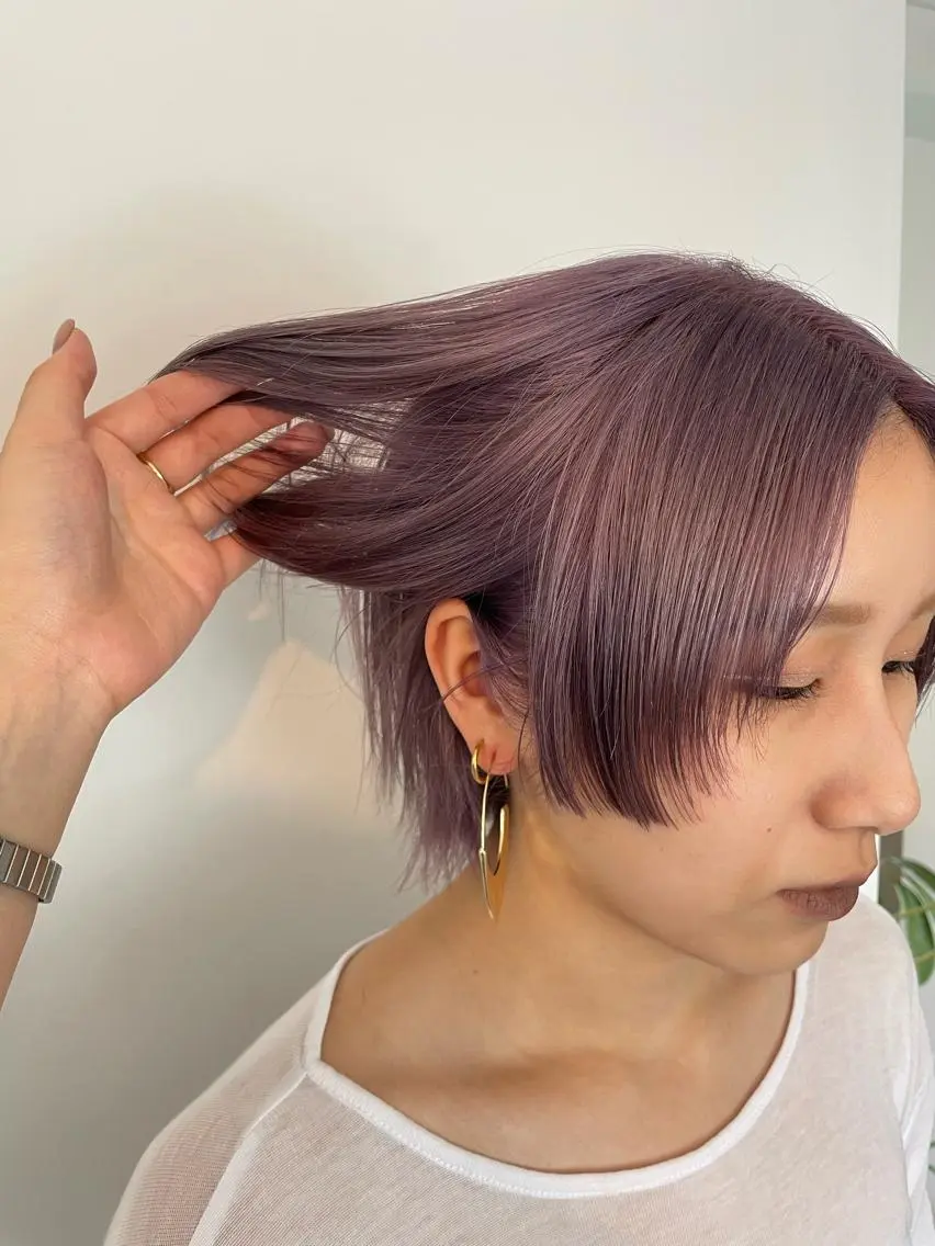 ミディアム カラー ベージュカラー ラベンダーカラー ラベンダーベージュ ヘアカラー トリートメント 佐伯 和佳のヘアスタイル