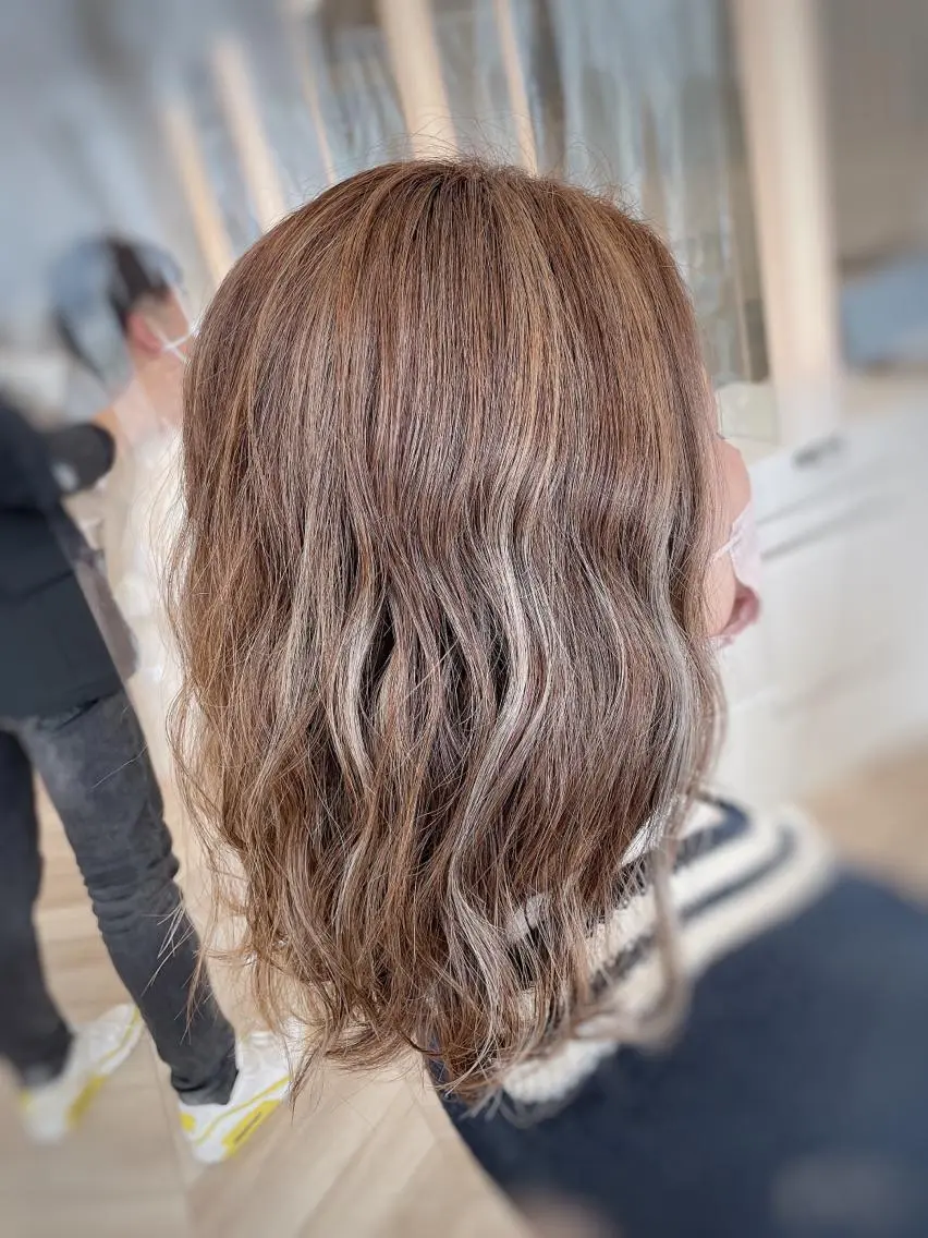 ミディアム ヘアカラー 透明感カラー/ブリー チ✨駒場　笙のヘアスタイル