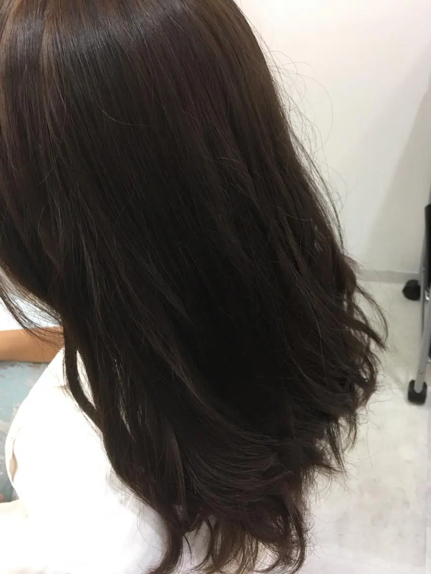 セミロング ロング カラー 髪質改善 中川 翔のヘアスタイル
