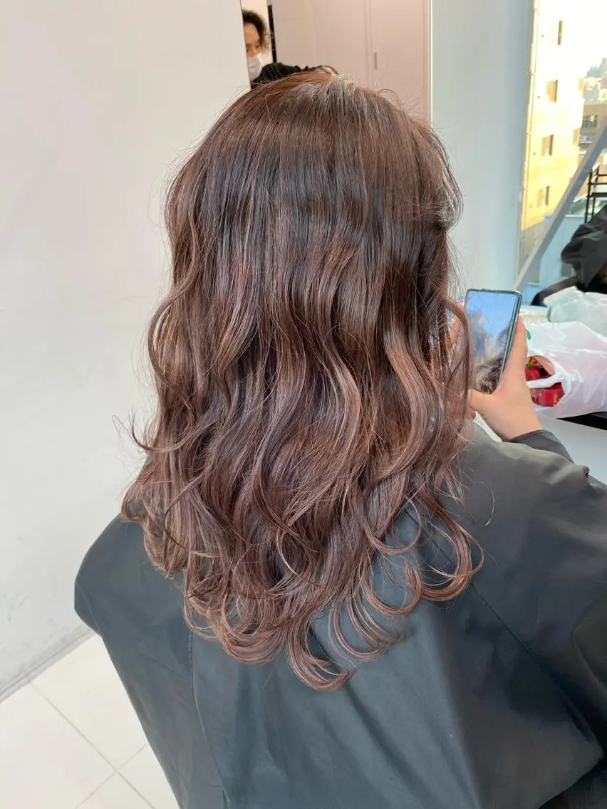 セミロング カラー Unami MIHA☘️*゜のヘアスタイル