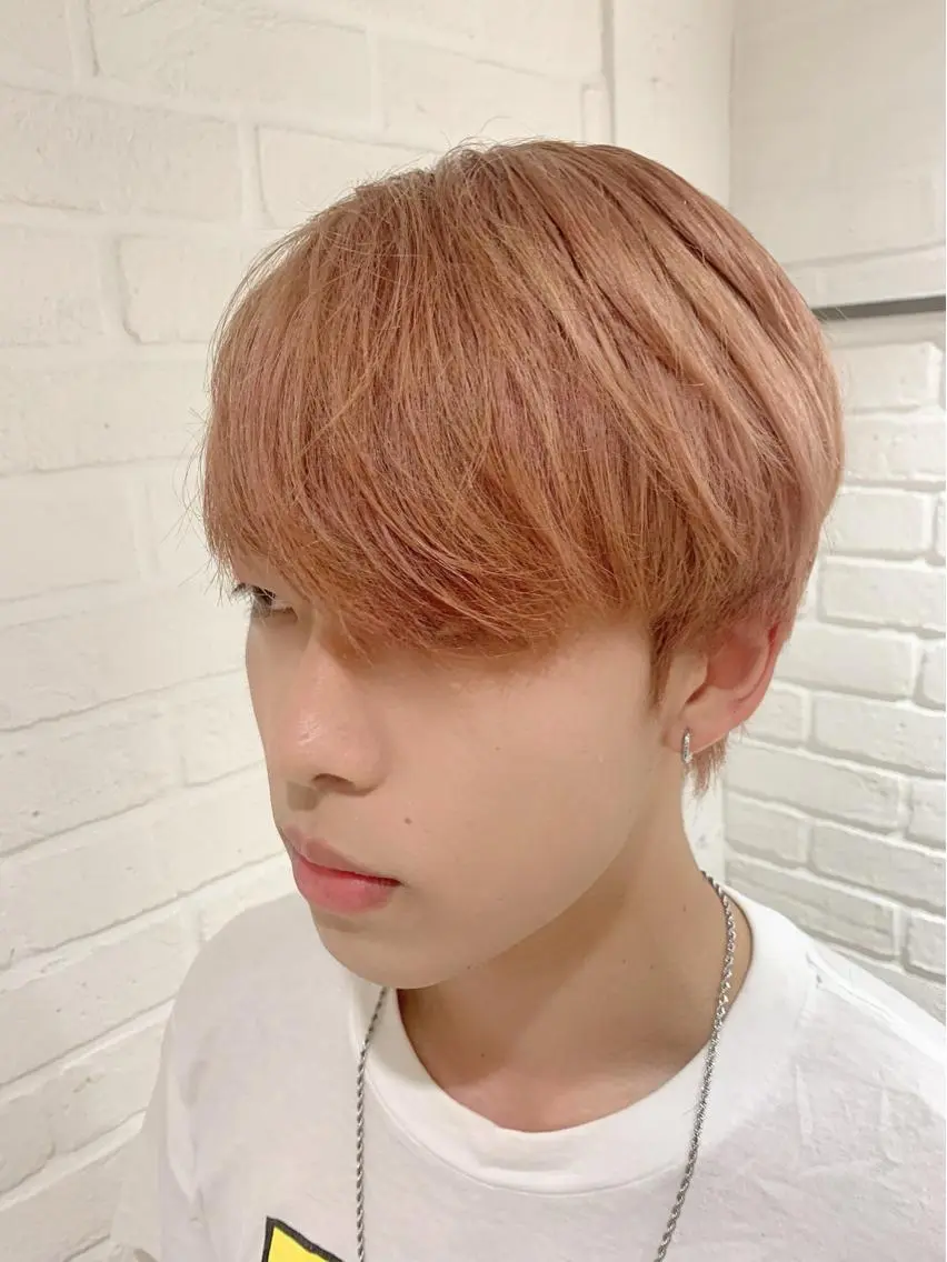 ショート カラー メンズ メンズブリーチ メンズ韓国風 ハンサムショート ベージュカラー ブリーチ カット 💛丁寧さNo.🥇 🧸片山智裕💛のヘアスタイル