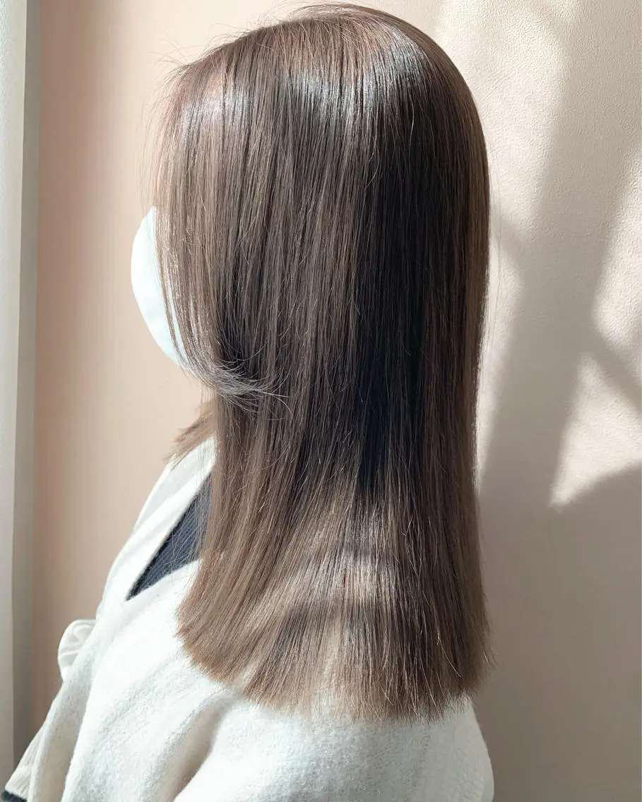 ロング カラー ブリーチ グレージュ カット ヘアカラー トリートメント hubhair レイヤー/透明感のヘアスタイル