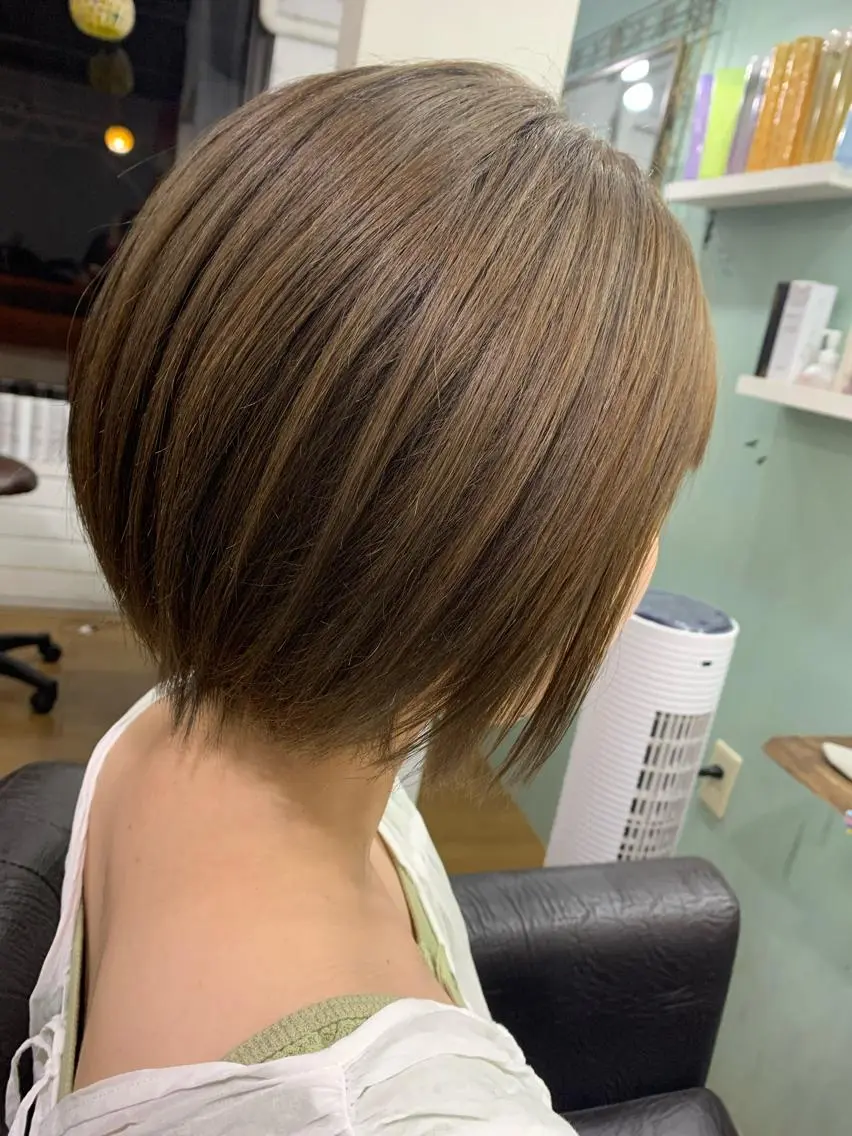 ショート カラー R ri R takagiのヘアスタイル