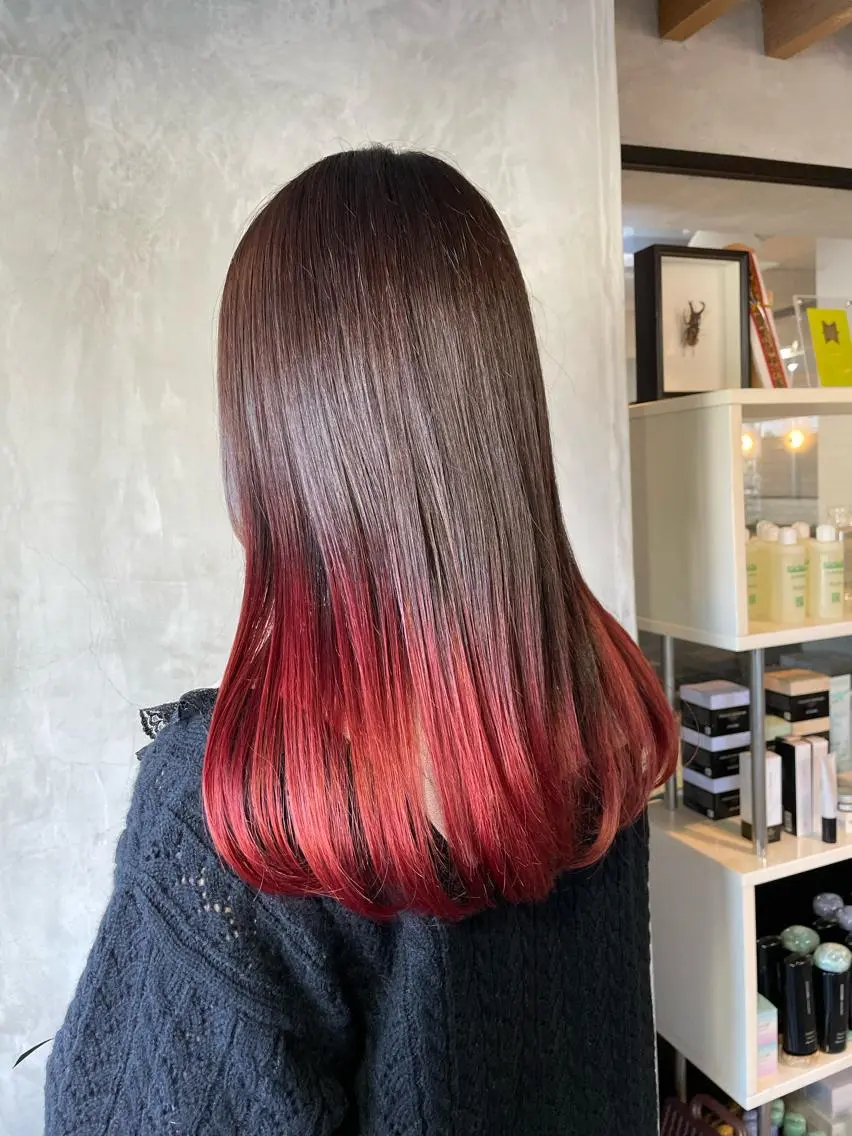 セミロング ヘアカラー 横山 奈央のヘアスタイル