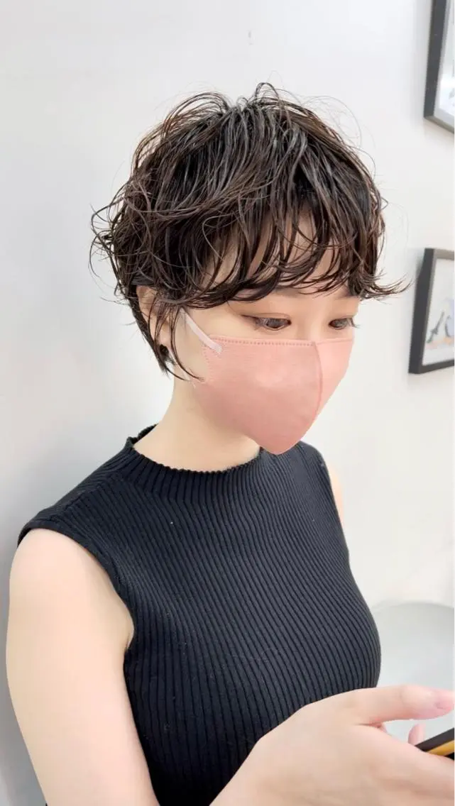 ショート カラー パーマ パーマウルフショート 濱田匠のヘアスタイル