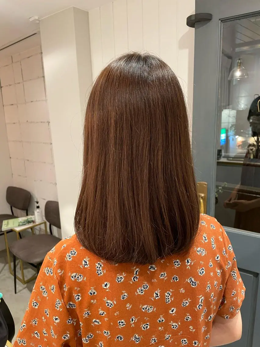ミディアム カラー 透明感カラー オレンジ 縮毛矯正 レイヤー♡ 石川優奈のヘアスタイル