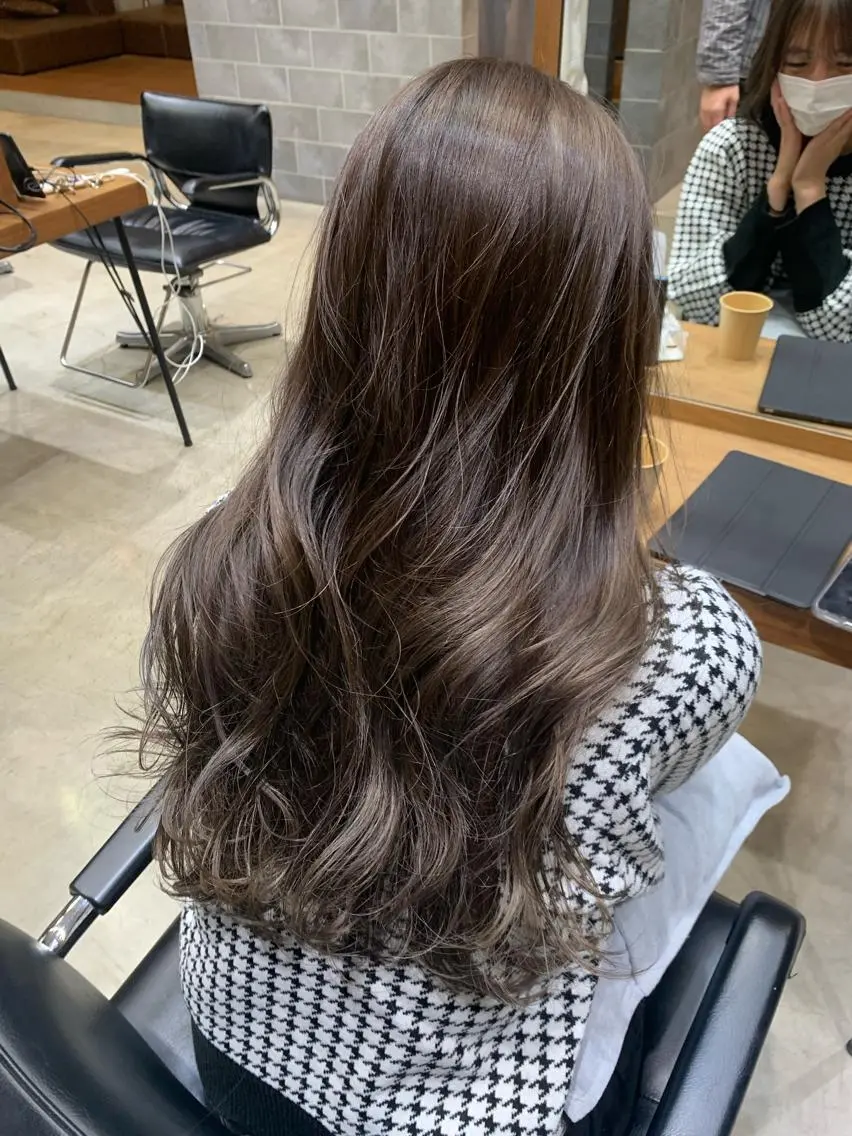 ロング カラー 🌷ラベンダーピンク 顔まわり🌷ねいろのヘアスタイル