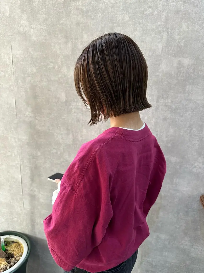 ショート 切りっぱなしボブ ショートボブ ハンサムショート 丸みショート アッシュ モテ髪/ボブ/ショー ト/アダチフウトのヘアスタイル