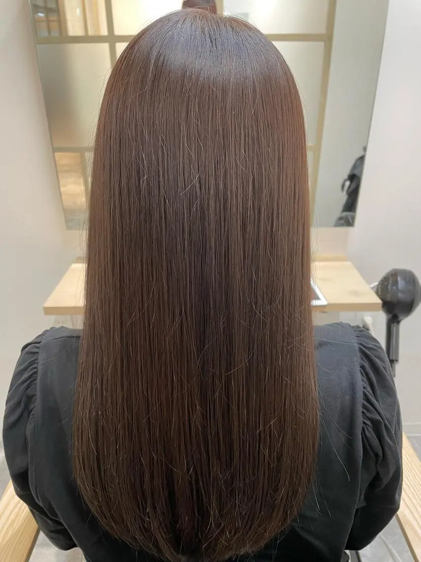 ロング 髪質改善TR 透明感カラーHanaのヘアスタイル