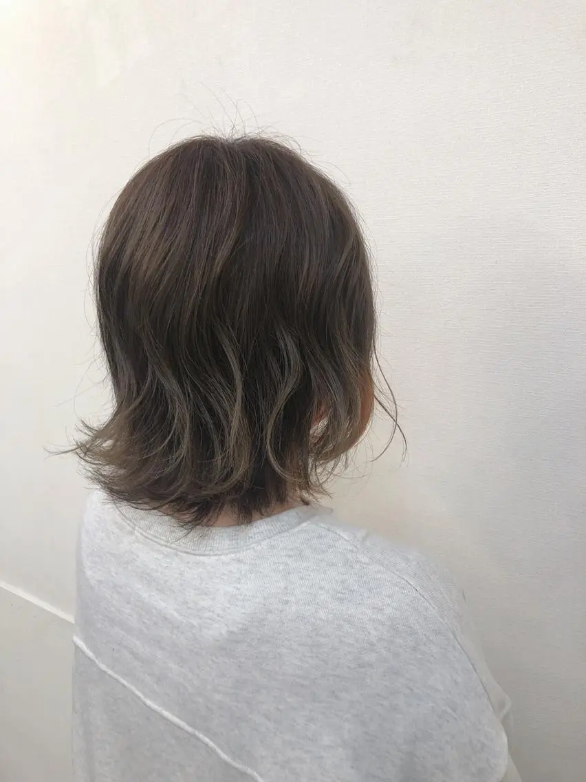 ミディアム ボブ 外ハネヘア インヘアー/美容院 /下伊福店/﨑山瑠依のヘアスタイル