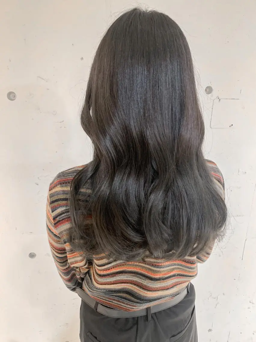 セミロング カラー ヘアアレンジ ヘアカラー トリートメント yuka .のヘアスタイル