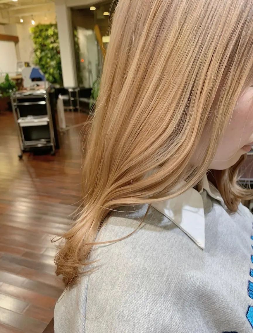 カラー ヘアカラー トリートメント 透明感🌿縮毛矯正 🫧真生のヘアスタイル