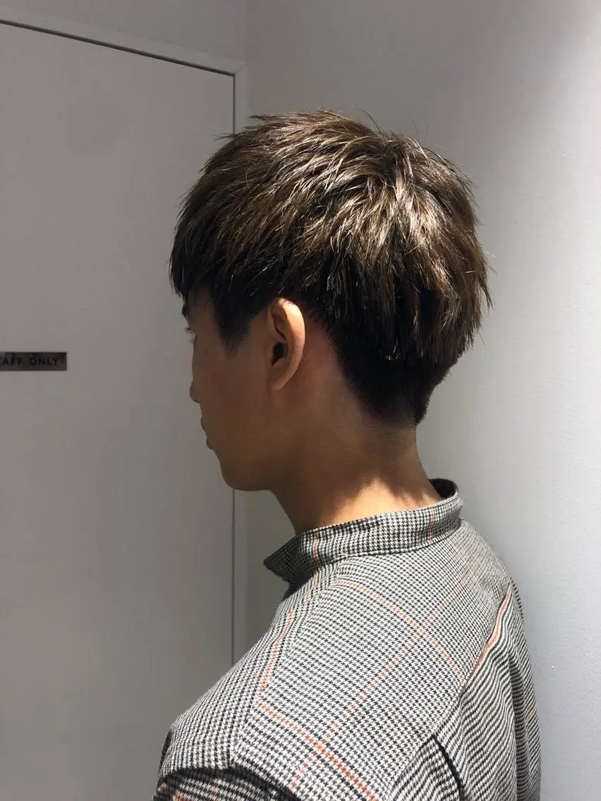 ショート カラー ブラウンカラー ダブルカラー ウルフカット ハッシュカット/七海のヘアスタイル