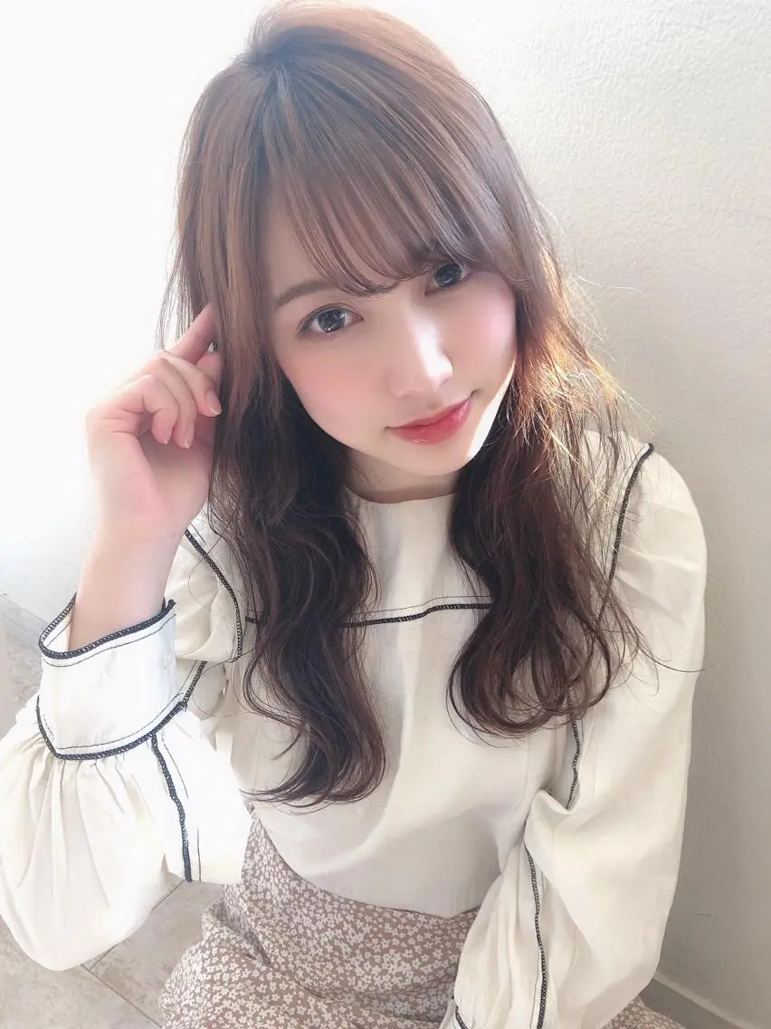セミロング カット ヘアカラー トリートメント 上田 ヒロツグのヘアスタイル