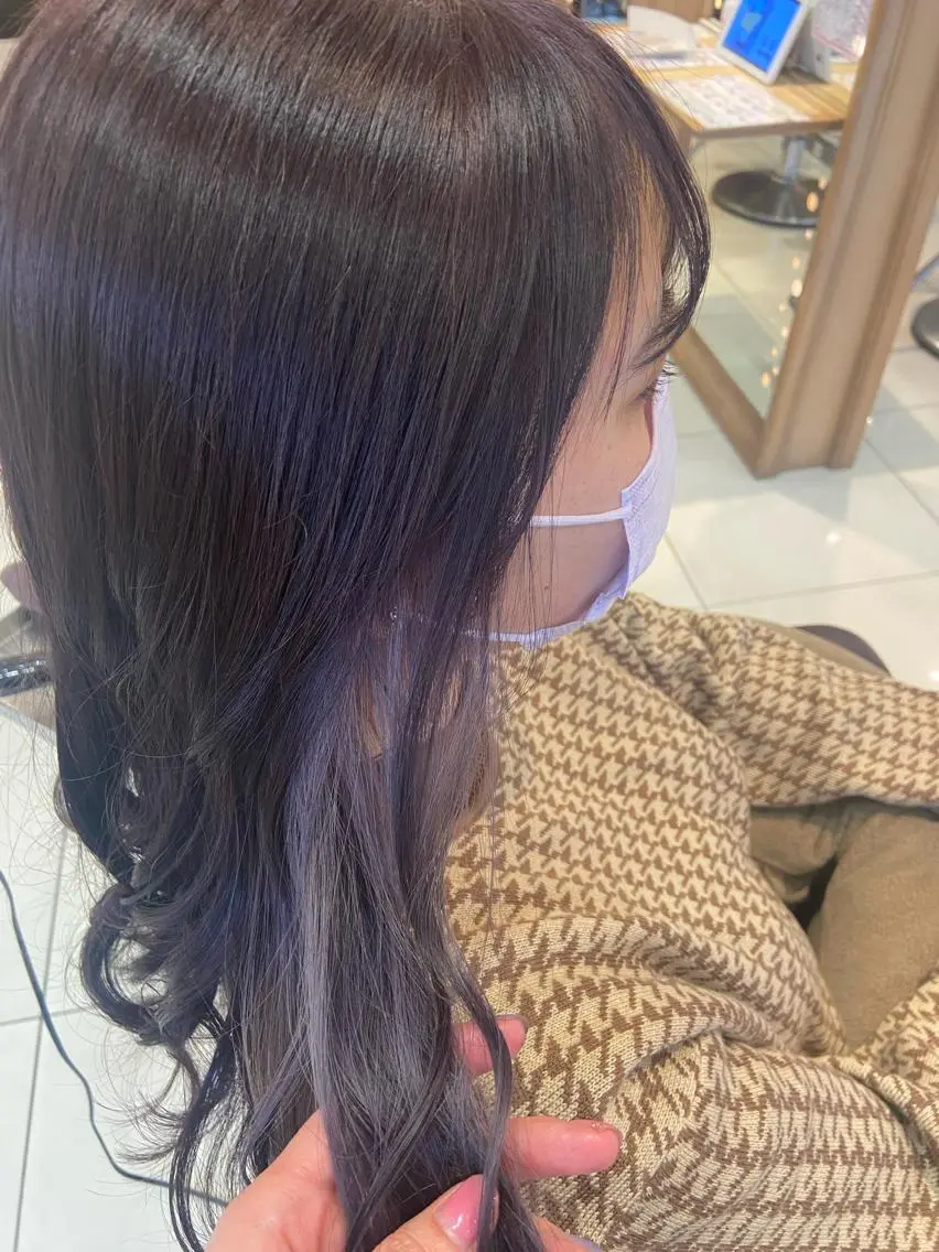 セミロング カラー ラベンダーカラー なつな/ 透明感カラーのヘアスタイル