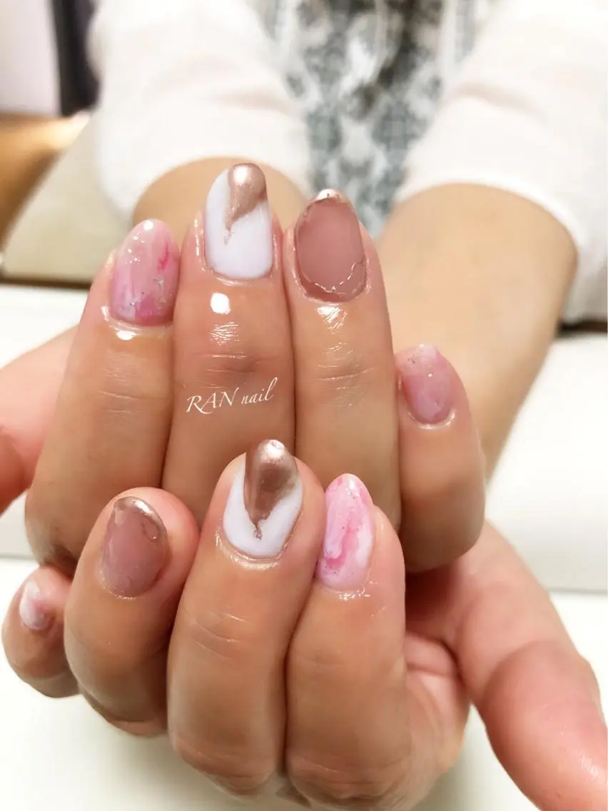 ネイル フットネイル ニュアンスネイル ピンク ハンドネイル フットネイル RAN nailのネイルデザイン