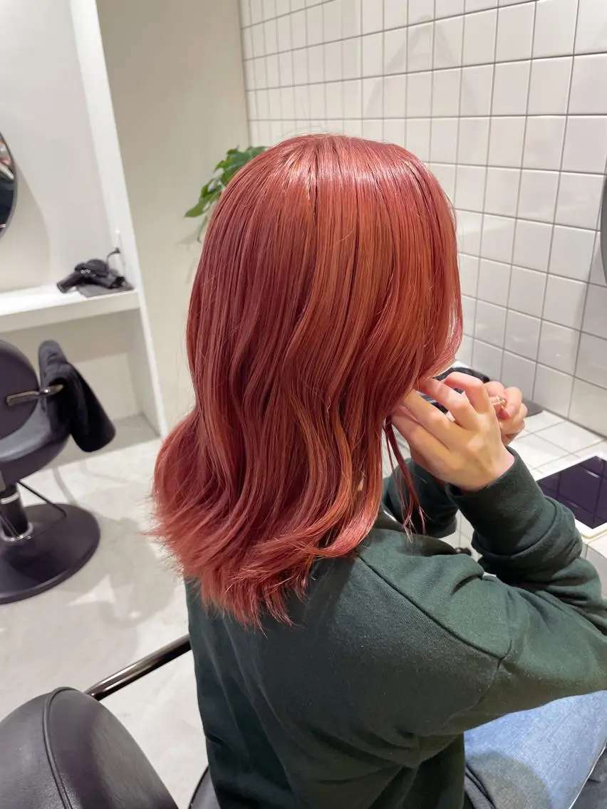 カラー Koto🌿 ブリーチなしカラーのヘアスタイル