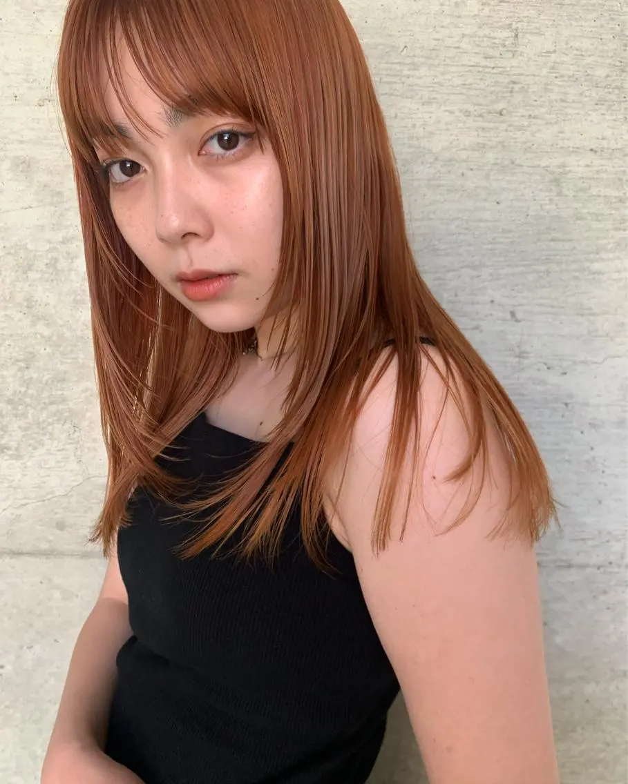 ロング ヘアカラー 落合希 Olivebeigeのヘアスタイル