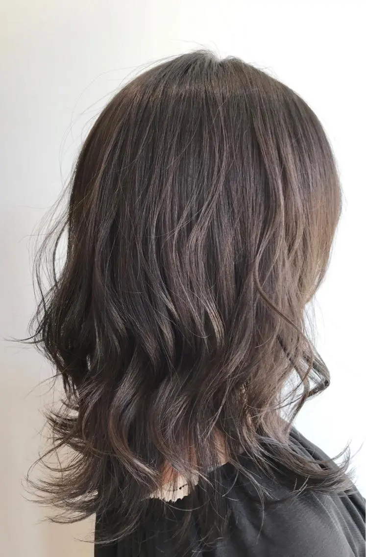 セミロング カラー レイヤーカット 外ハネヘア カット ヘアカラー トリートメント 【Zina札幌大通】 店長　福間 和也のヘアスタイル