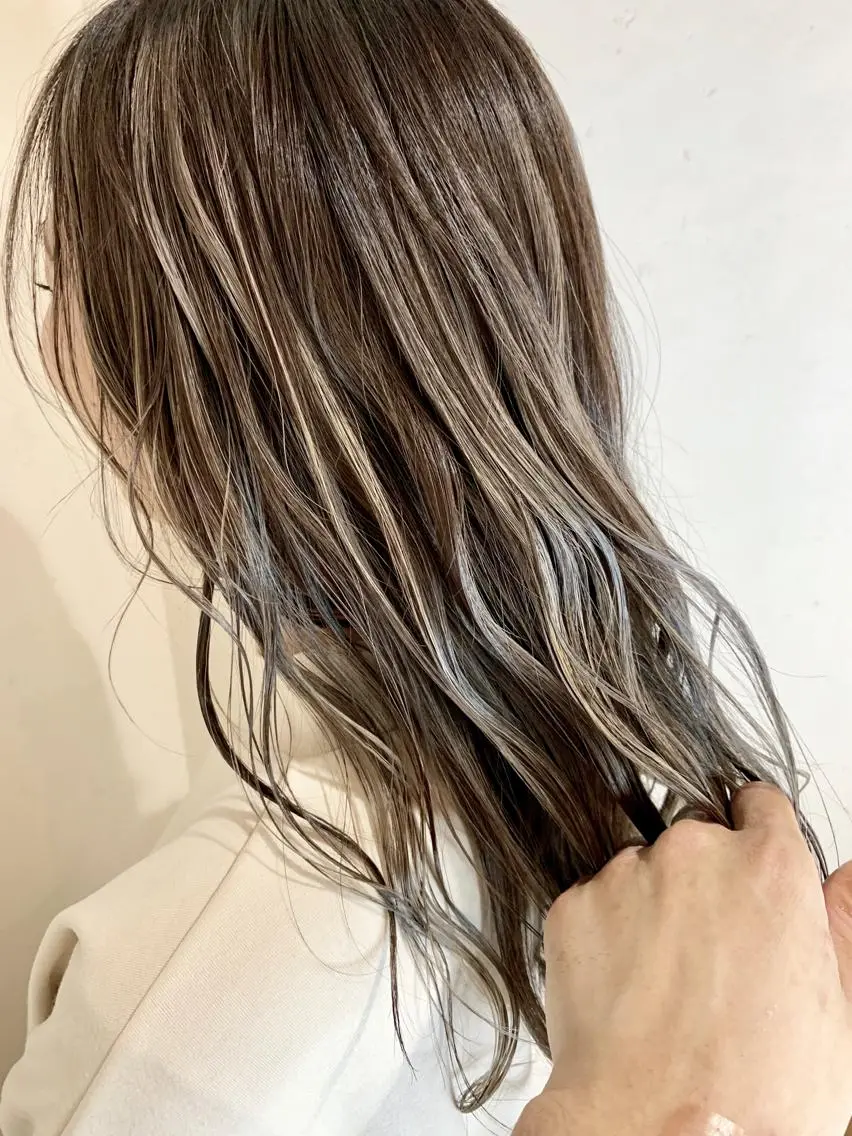 ロング ハイライト filo   渋谷 Gishiのヘアスタイル