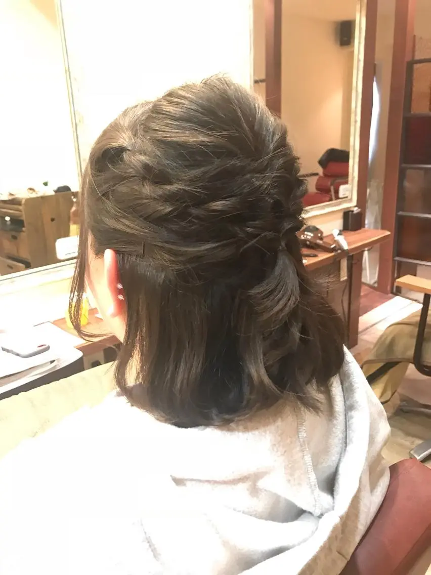 ミディアム ヘアアレンジ ハーフアップ 松村 未央のヘアスタイル