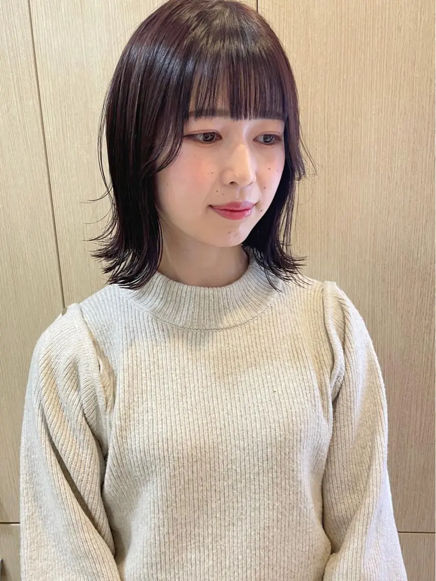 ミディアム 切りっぱなしボブ アッシュ ボブ 外ハネヘア カット ヘアカラー 【ボブ/個室サロン】 癒し空間mimuraのヘアスタイル
