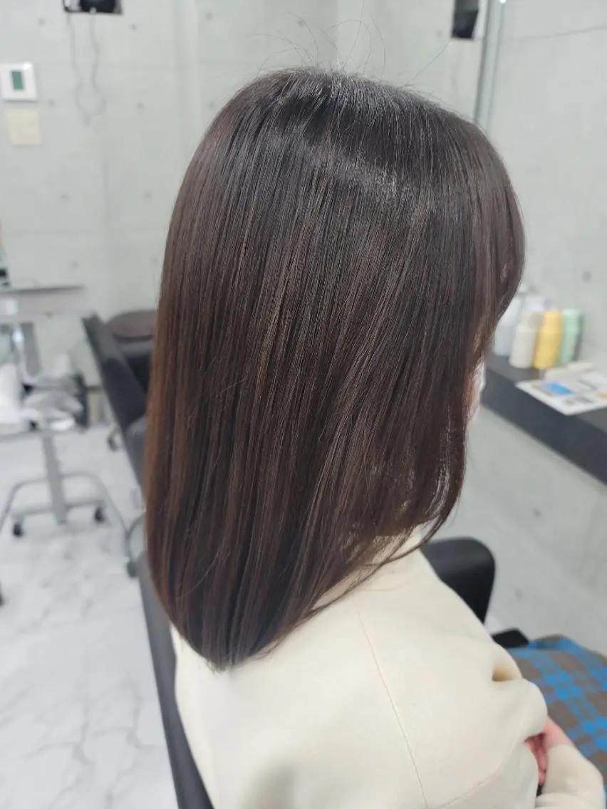 セミロング カラー ❇️安達 優心❇️ レイヤー/艶髪特化のヘアスタイル