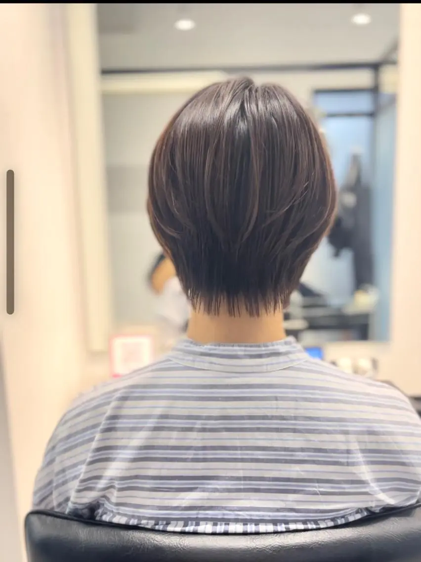 ショート ショートヘア、ボブ こやさん コヤマのヘアスタイル