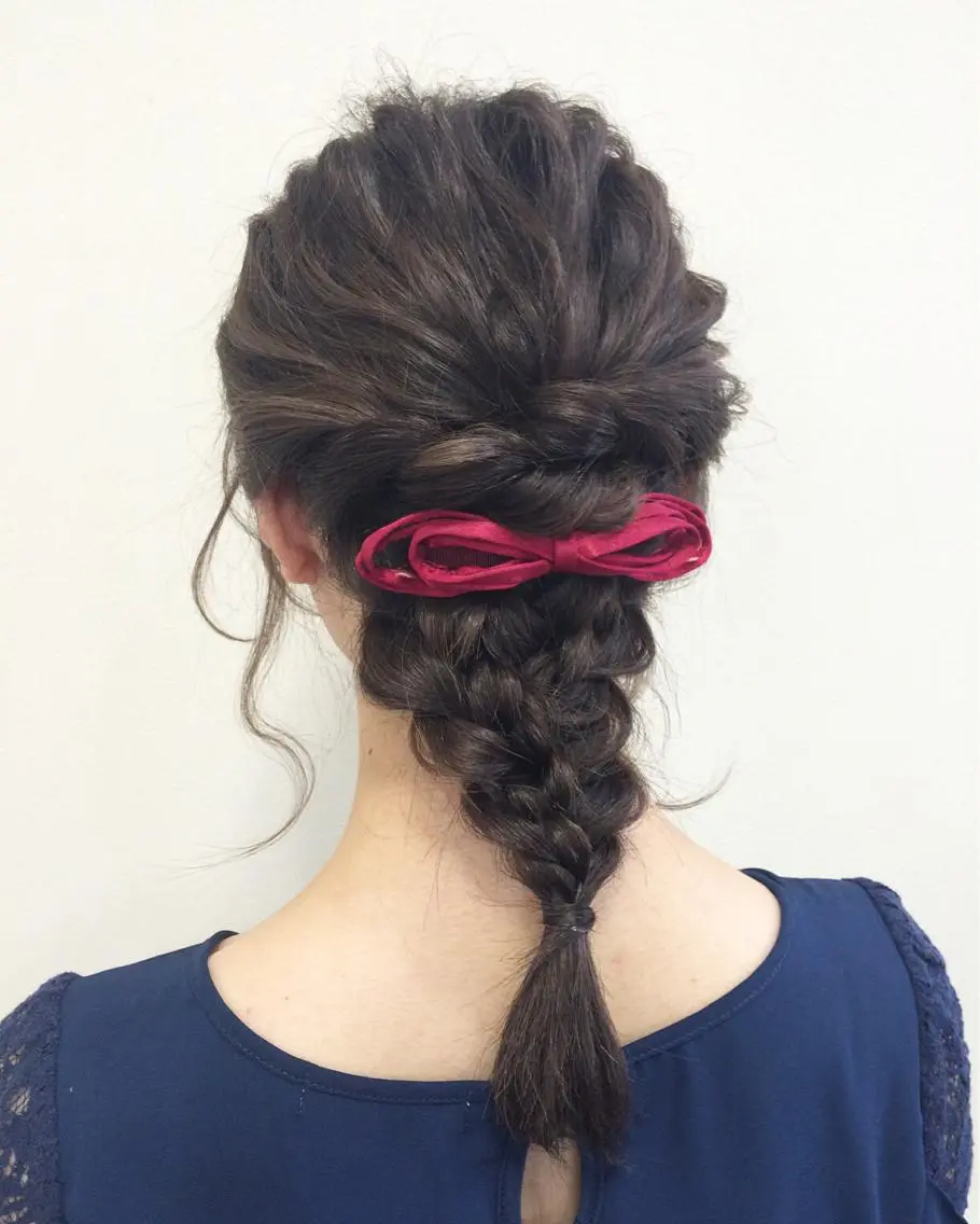 セミロング ロング ヘアアレンジ 三つ編み 沢田 瞳のヘアスタイル