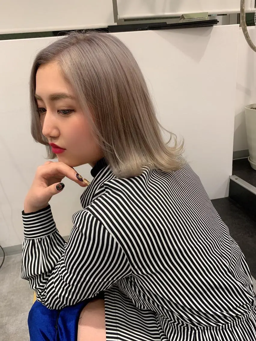 ミディアム カラー ヘアカラー Selenehair 三条本店のヘアスタイル
