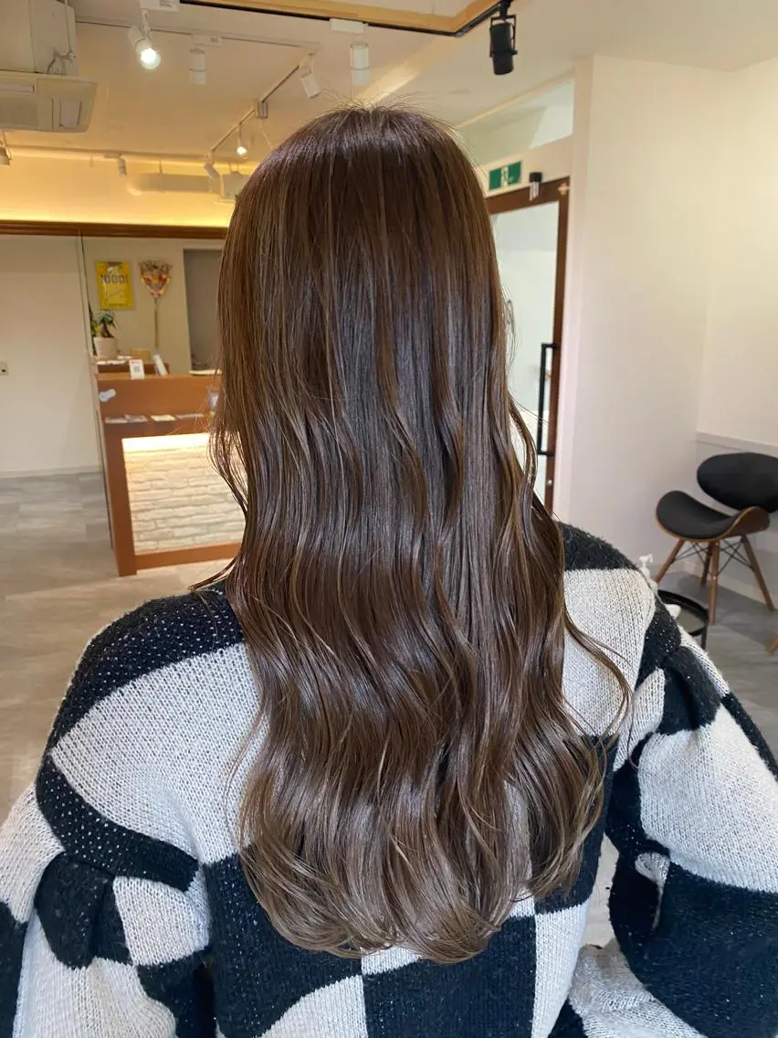 ロング カラー カット ヘアカラー トリートメント 美髪・透明感カラー 西川仁弥のヘアスタイル