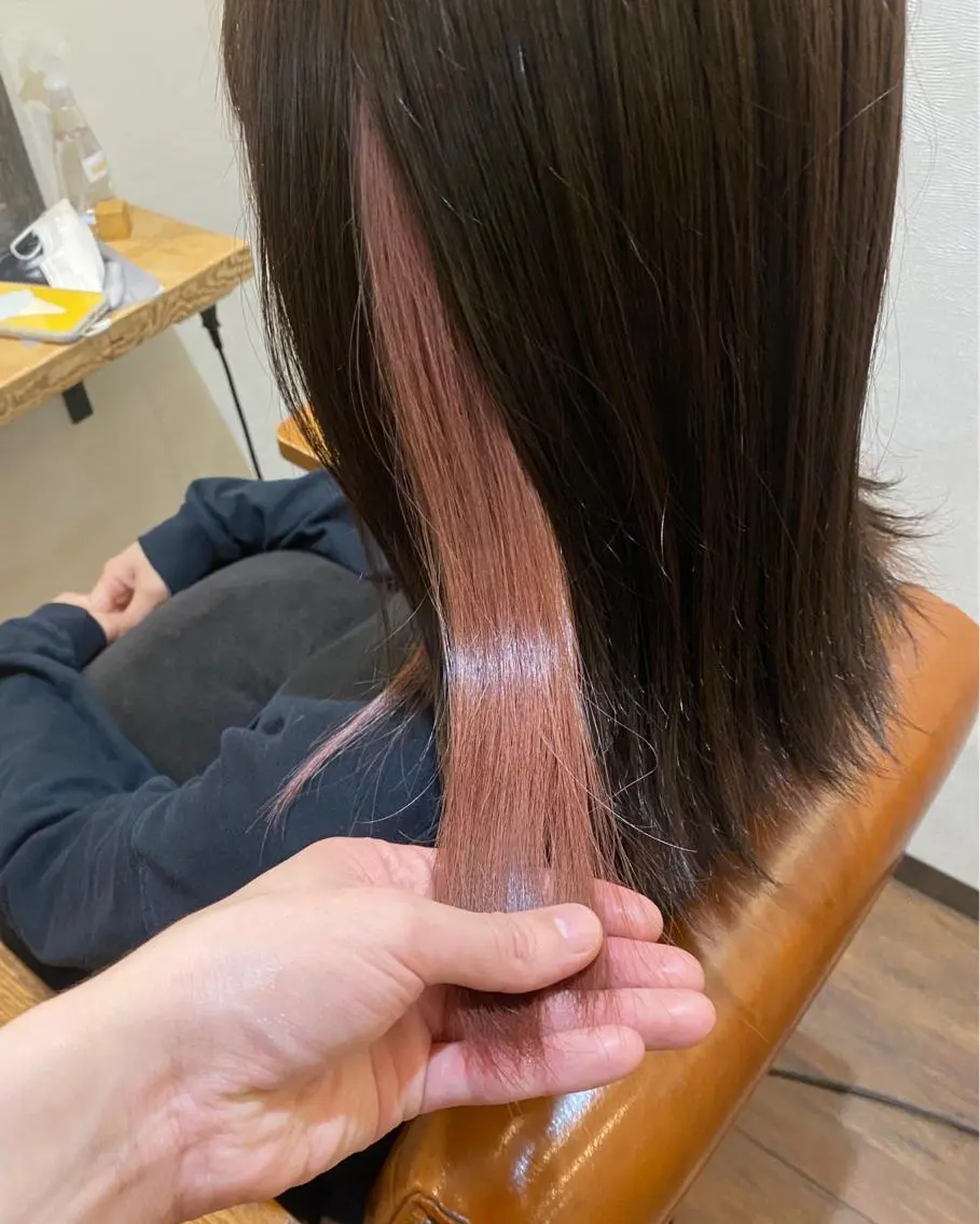ミディアム インナーカラー🦔 🐾KEISUKEのヘアスタイル