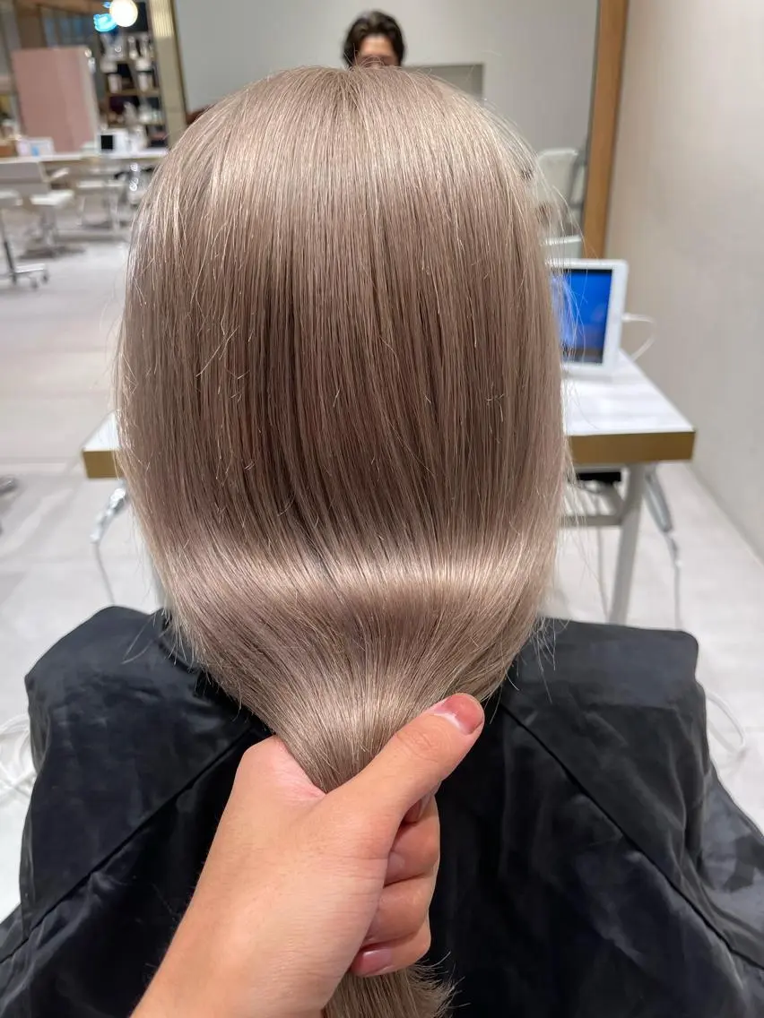 ロング カラー パーマ ヘアアレンジ カット ヘアカラー トリートメント ヘアセット レイヤーカット/ボブ /縮毛矯正✨大輝のヘアスタイル