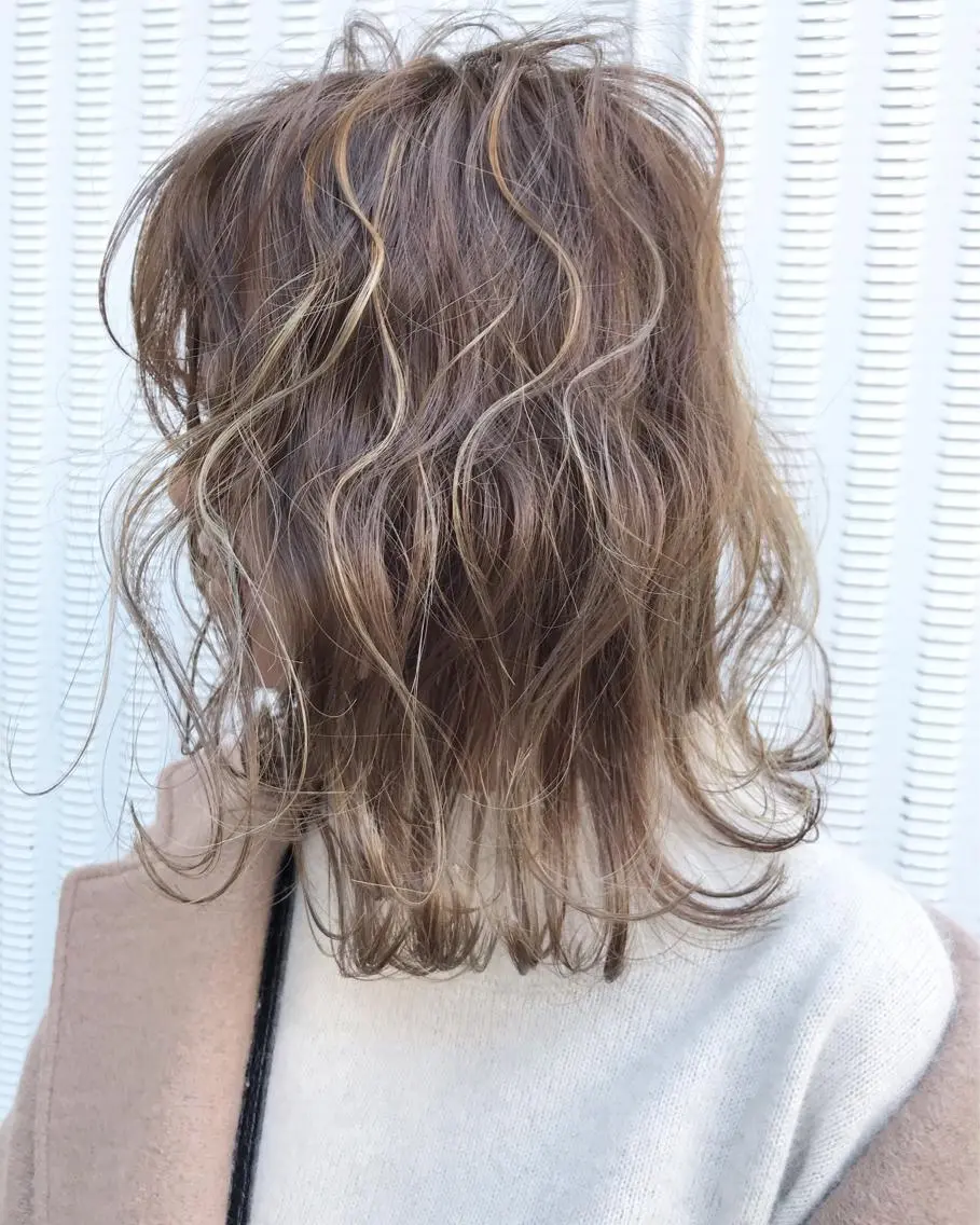 ミディアム ハイライト Musiiik hairのヘアスタイル