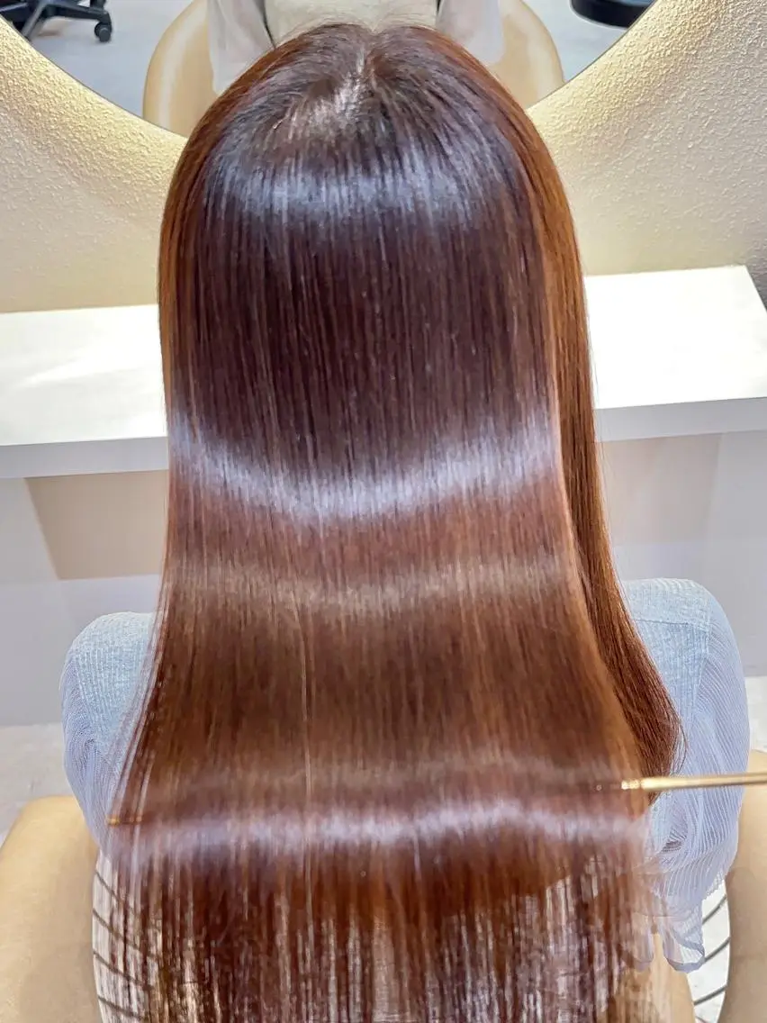 セミロング カット 縮毛矯正 美髪縮毛矯正✨🫧 レイヤー川村利幸のヘアスタイル