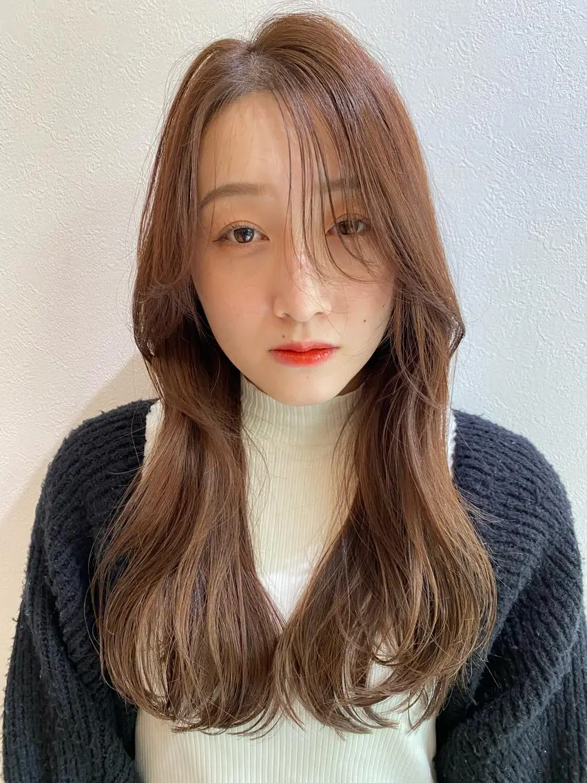 ロング 顔まわりレイヤー レイヤーカット まつもと りさのヘアスタイル