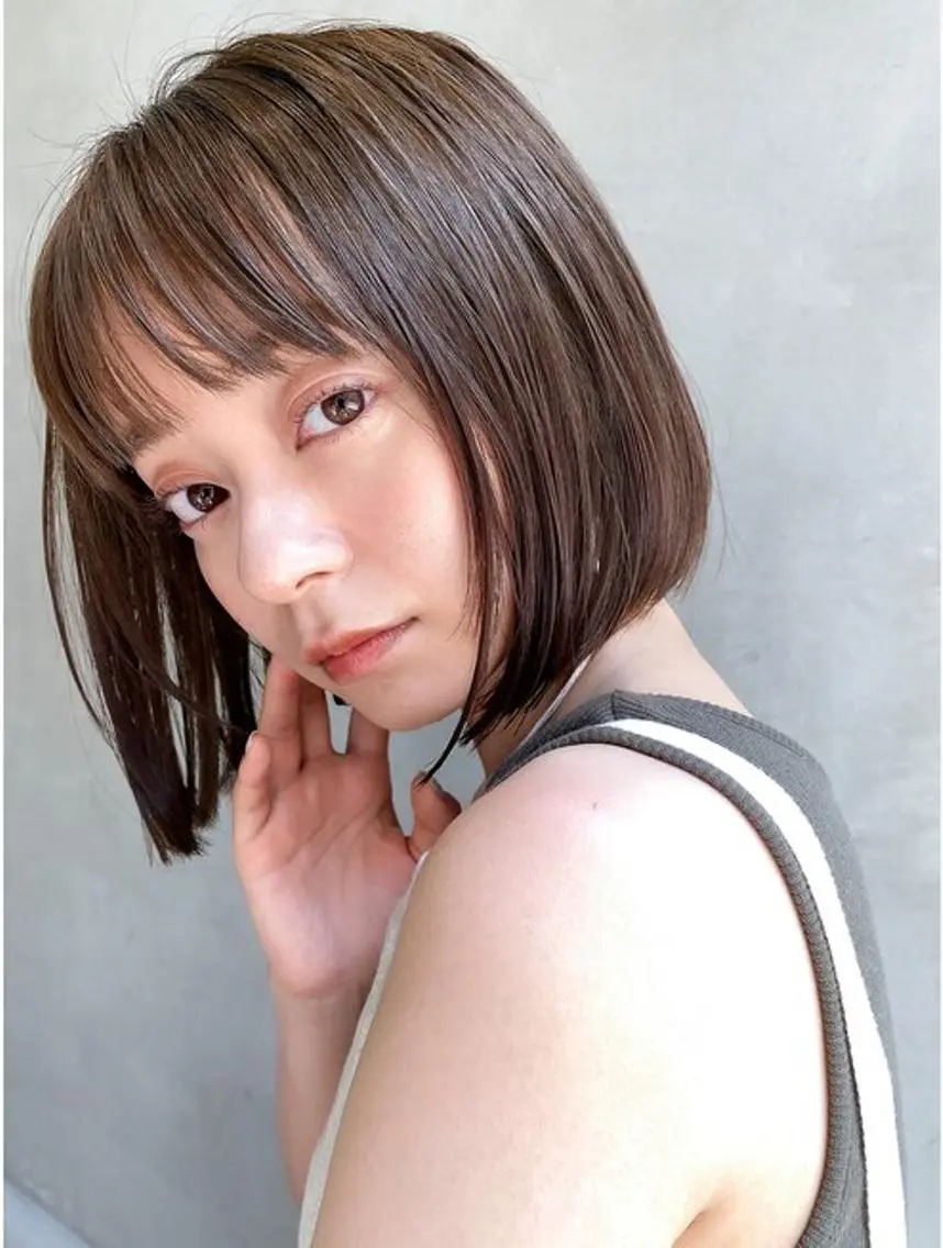 ショート カラー 美髪矯正 透明感 カラー⭐️ユウキのヘアスタイル