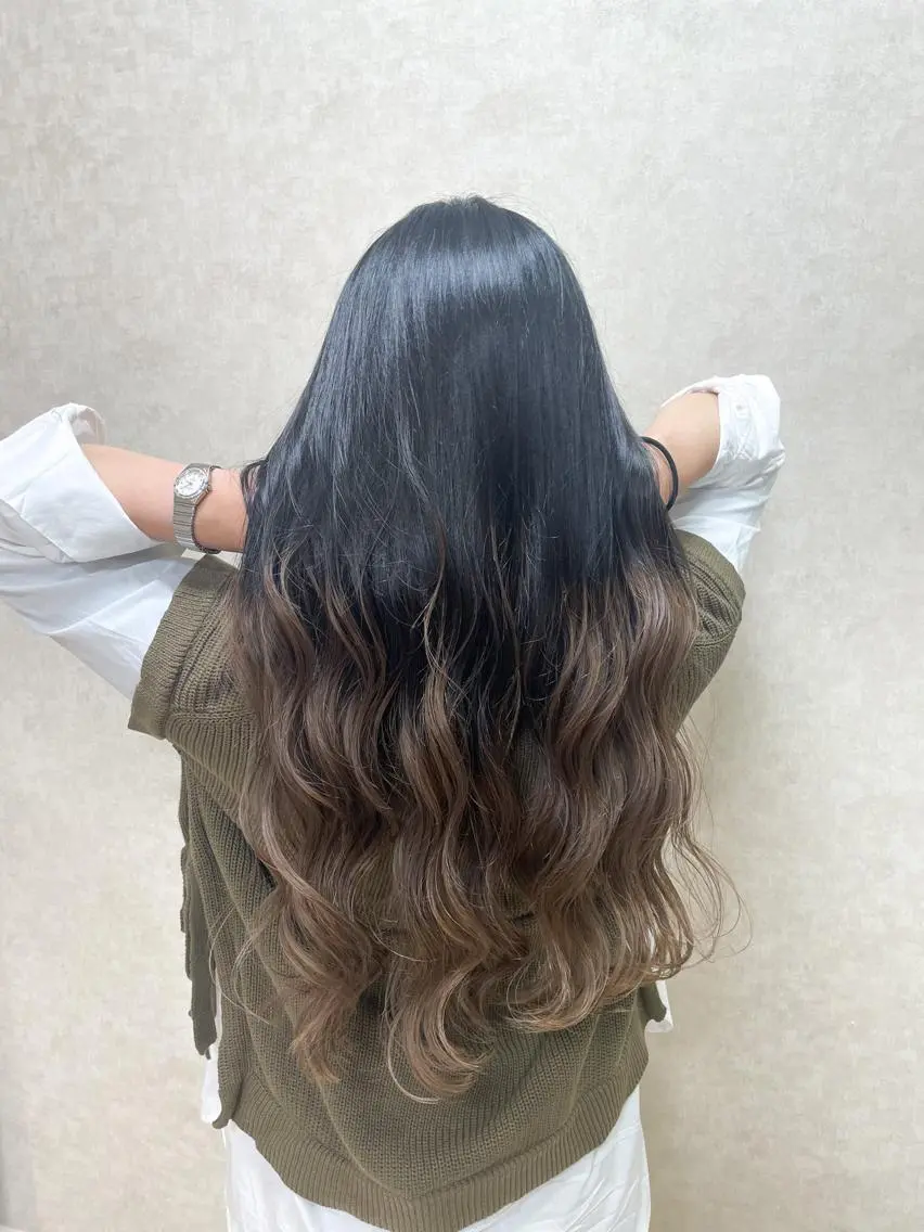 ロング 前田 菜奈子のヘアスタイル