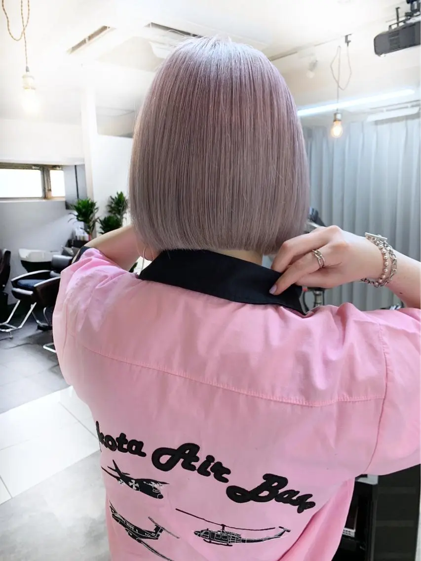 ショート カラー ブリーチ シルバー パーマウルフショート 濱田匠のヘアスタイル