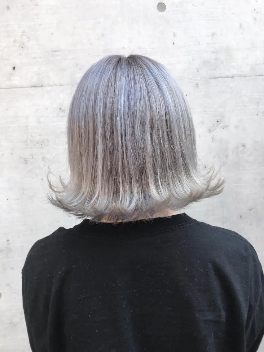 ショート カラー 色落ちまでキレイに！ ！女性サロンのヘアスタイル